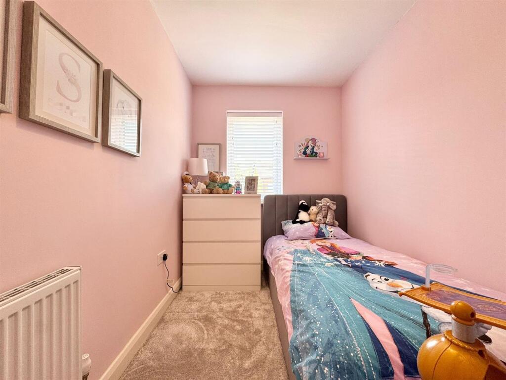 Bedroom 3 (2)-fotor-20250722101430.jpg