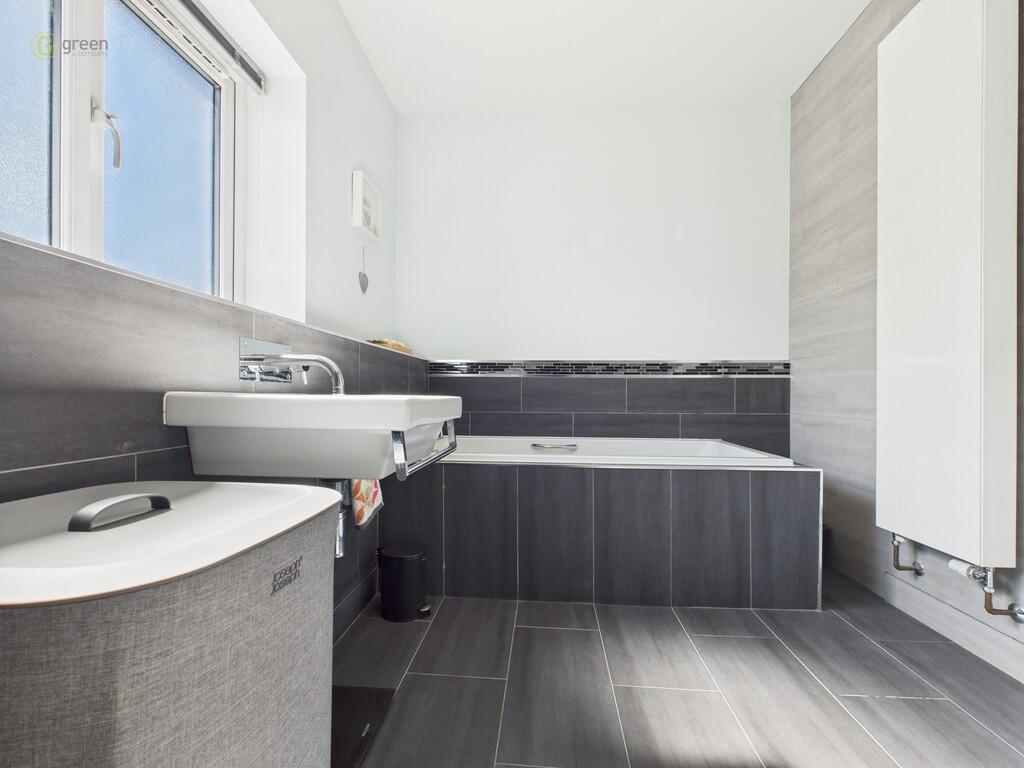 CAM03830G0-PR0206...