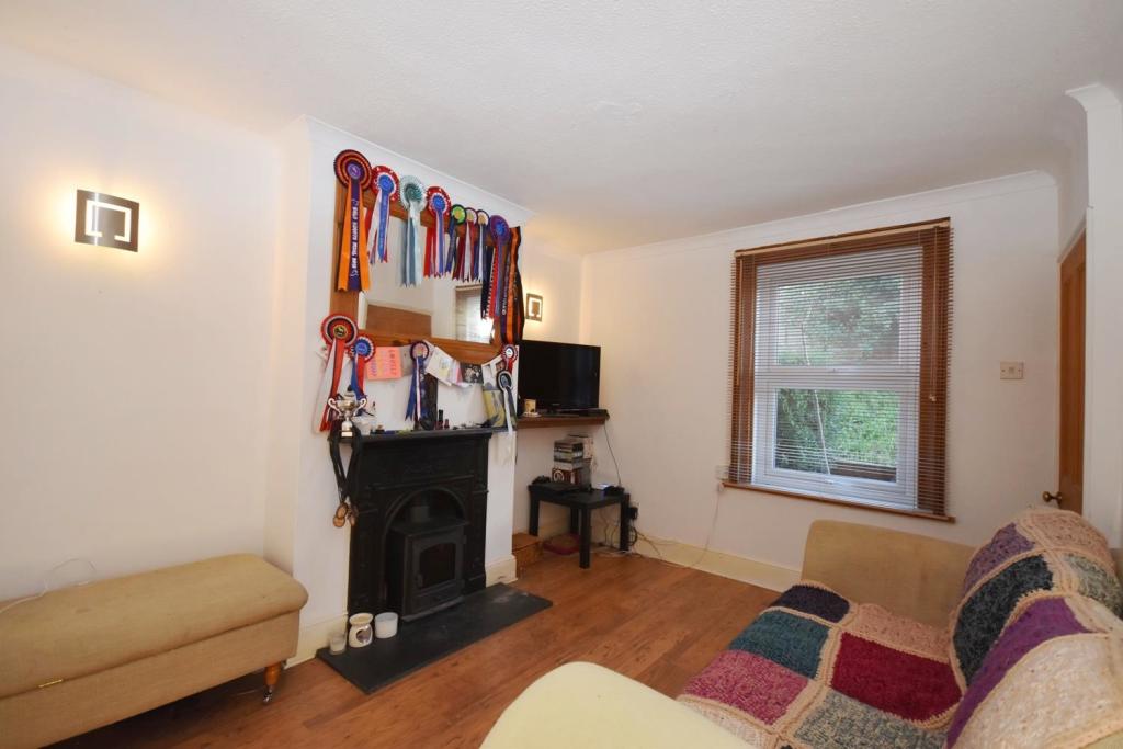 Sitting Room..JPG