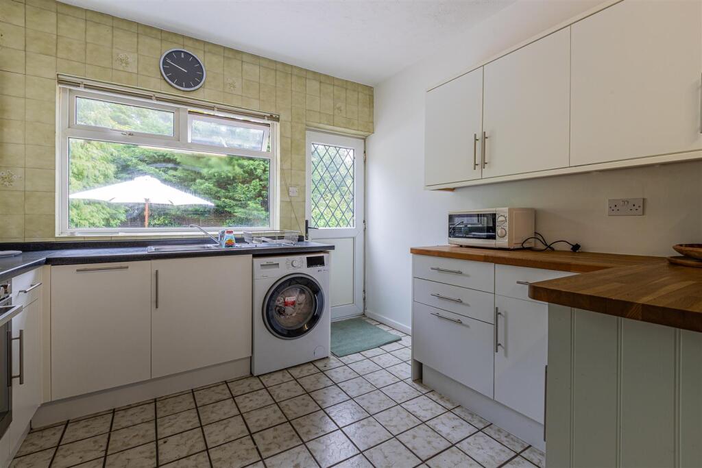 Deepdale Close 8-17.jpg