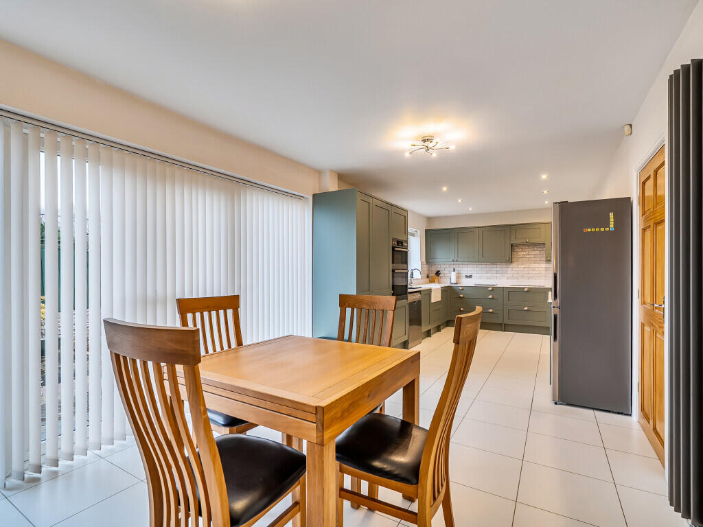 1388772-11-693826...