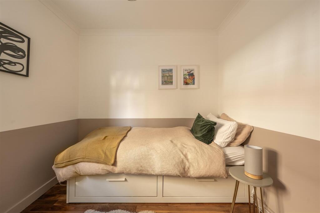 Second-Bedroom-2.jpg