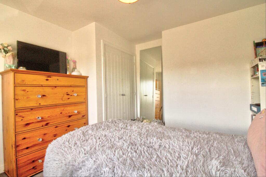 20250331_225744607_iOS