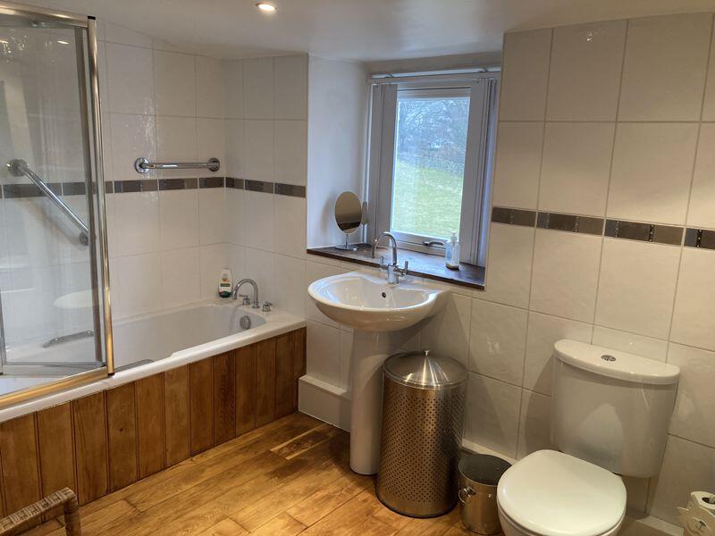 Farmhouse bathroom