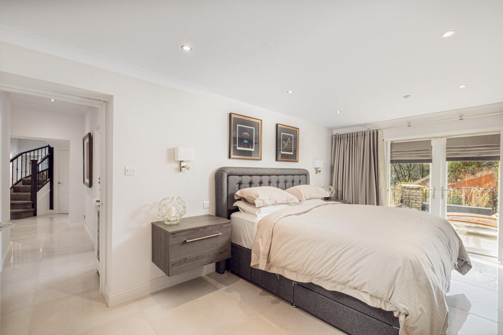 The penthouse, the Ryddings Birtle Road BL9 6UT-14