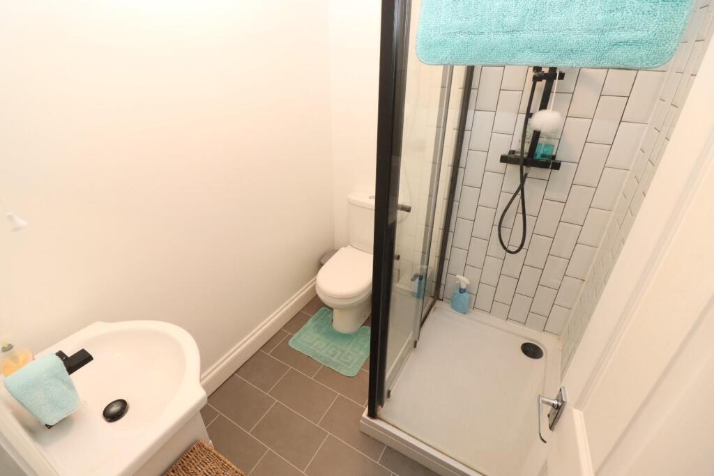 Shower Room / WC