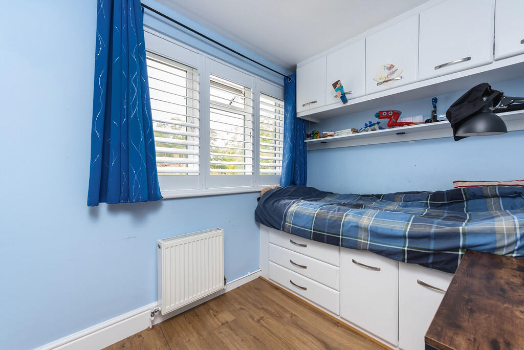 7 The Brambles (4...