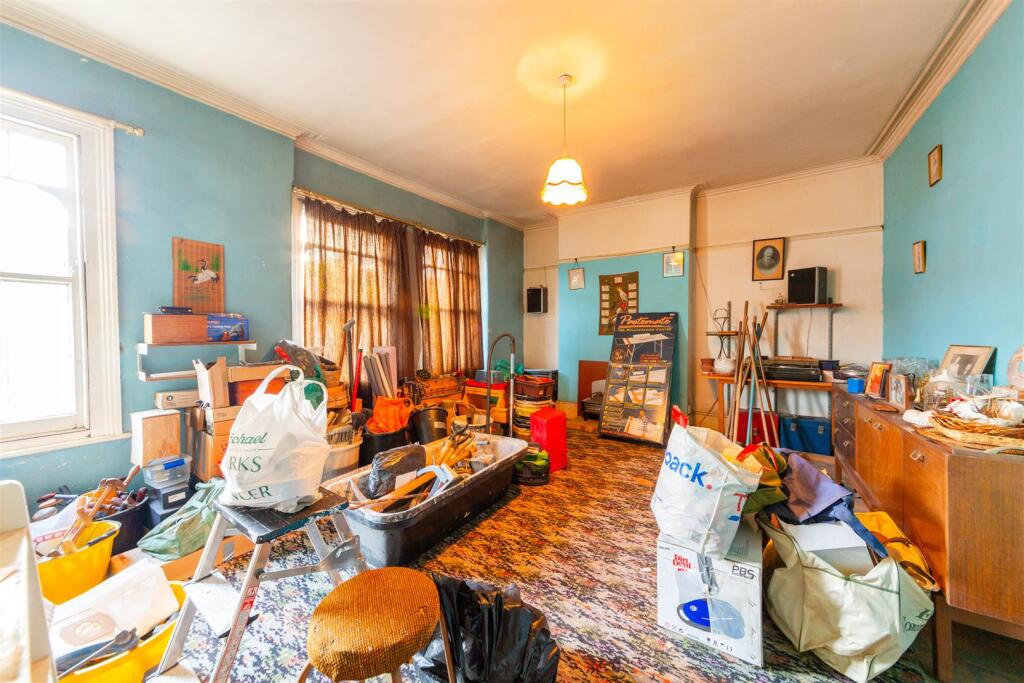 20 Hoyle road SW17 0RS-9.jpg