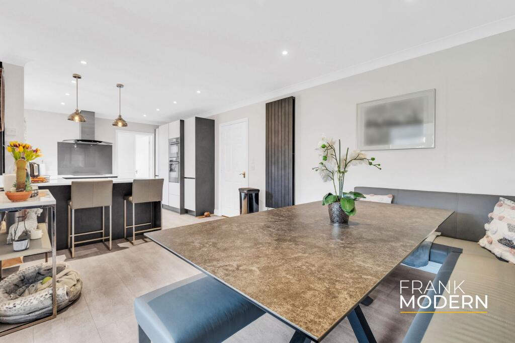 Kitchen / Diner