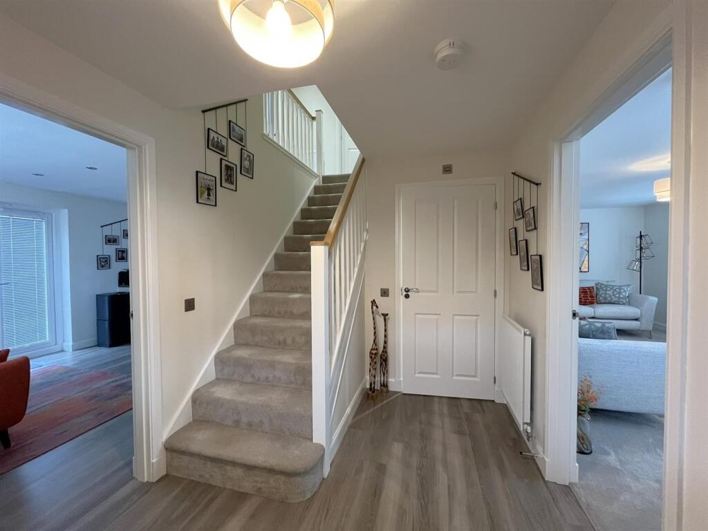ENTRANCE HALLWAY