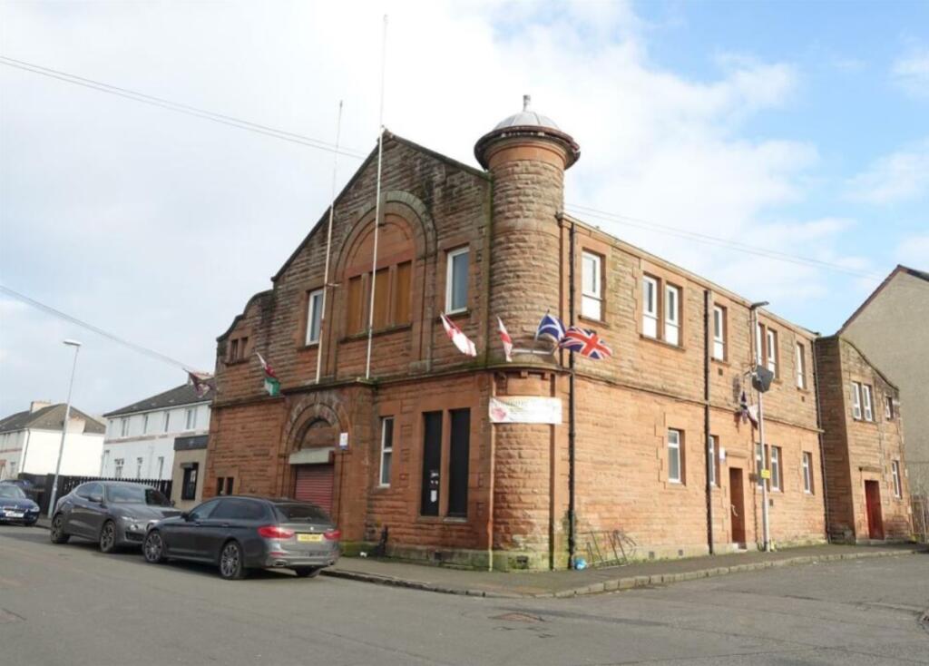 Estate Agent EweMove Scunthorpe Front