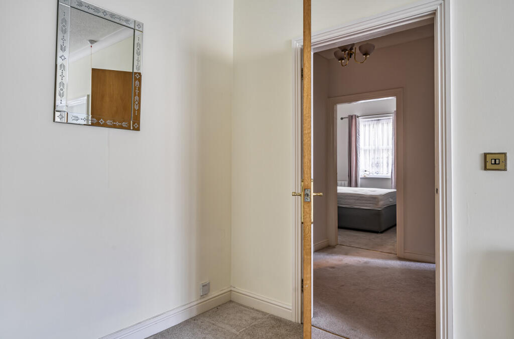 1329530-1-6888e19...