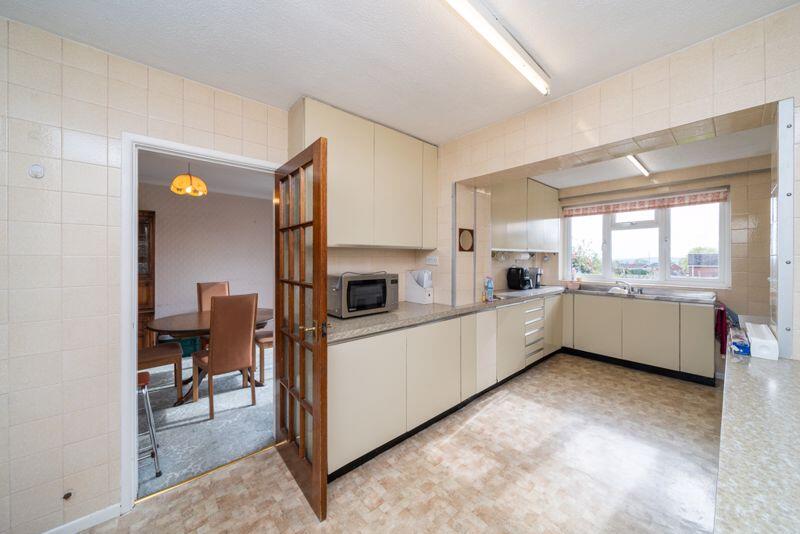 EXTENDED KITCHEN