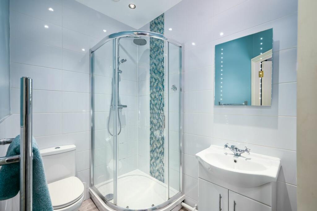 Bedroom Four Ensuite