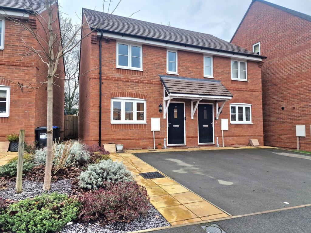 Harris Way, Kenilworth, Warwickshire, CV8
