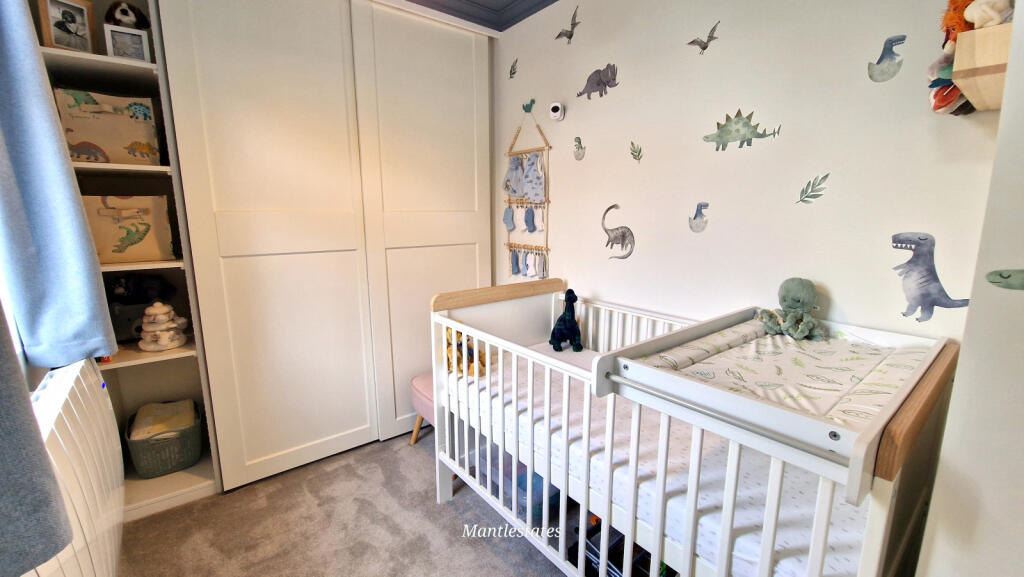 REAR BEDROOM