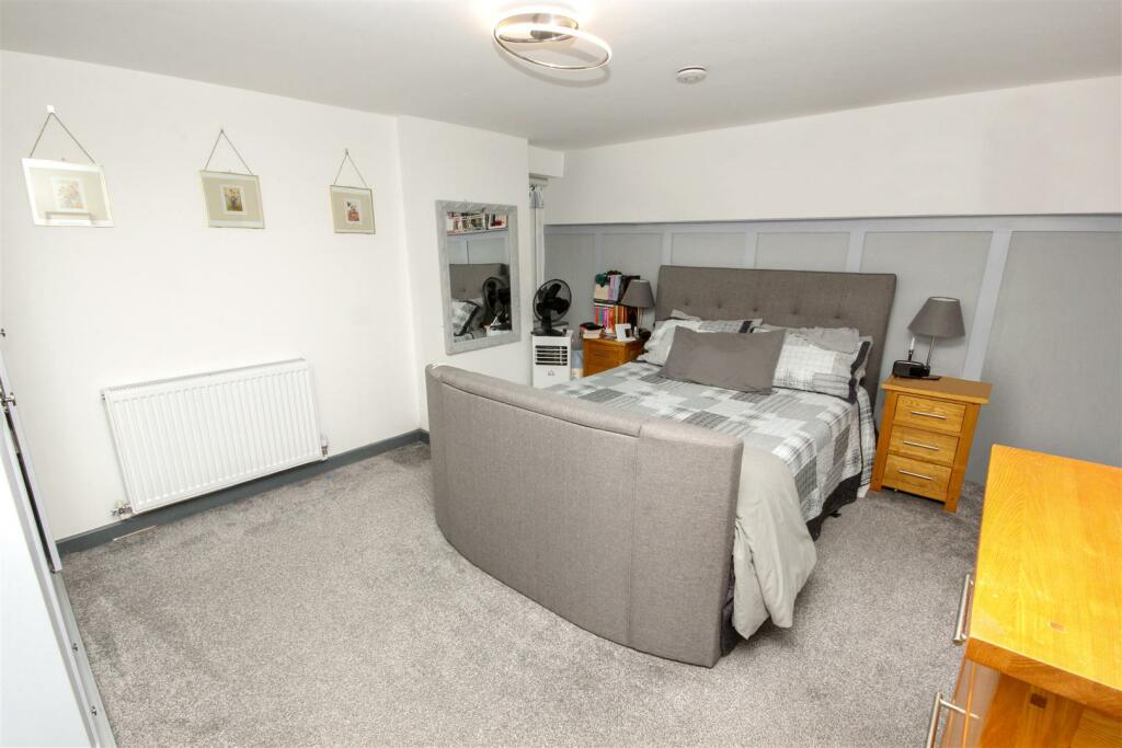 Bedroom.jpg