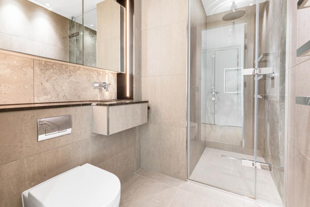 KFH-80_Carrara_Tower