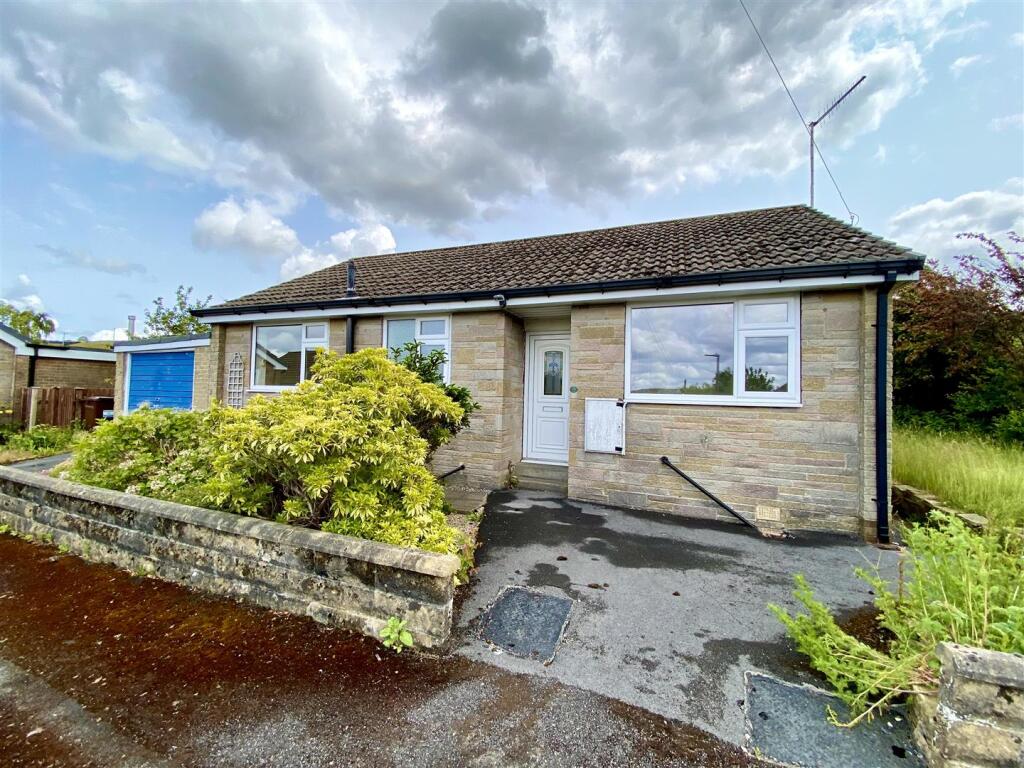Bramleys Estate Agents - Heath Close - Linthwaite 