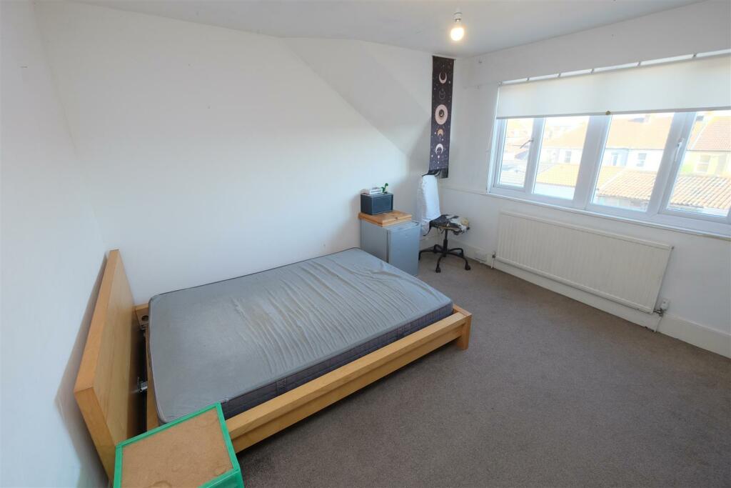 5A Soundwell Road, Staple Hill, Bristol, BS16 4QG 