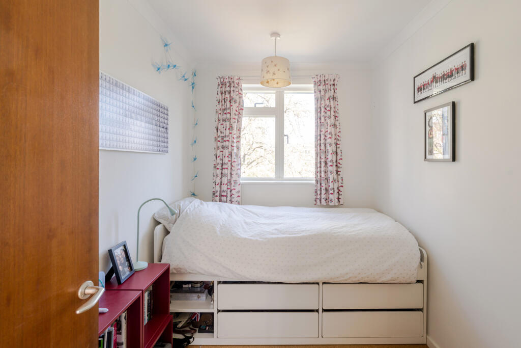 272779 - 75 Hall Drive-68.jpg