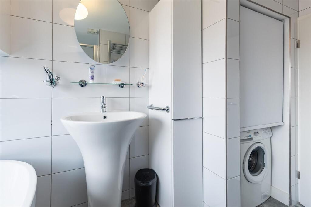 33 Pine View (10).jpg