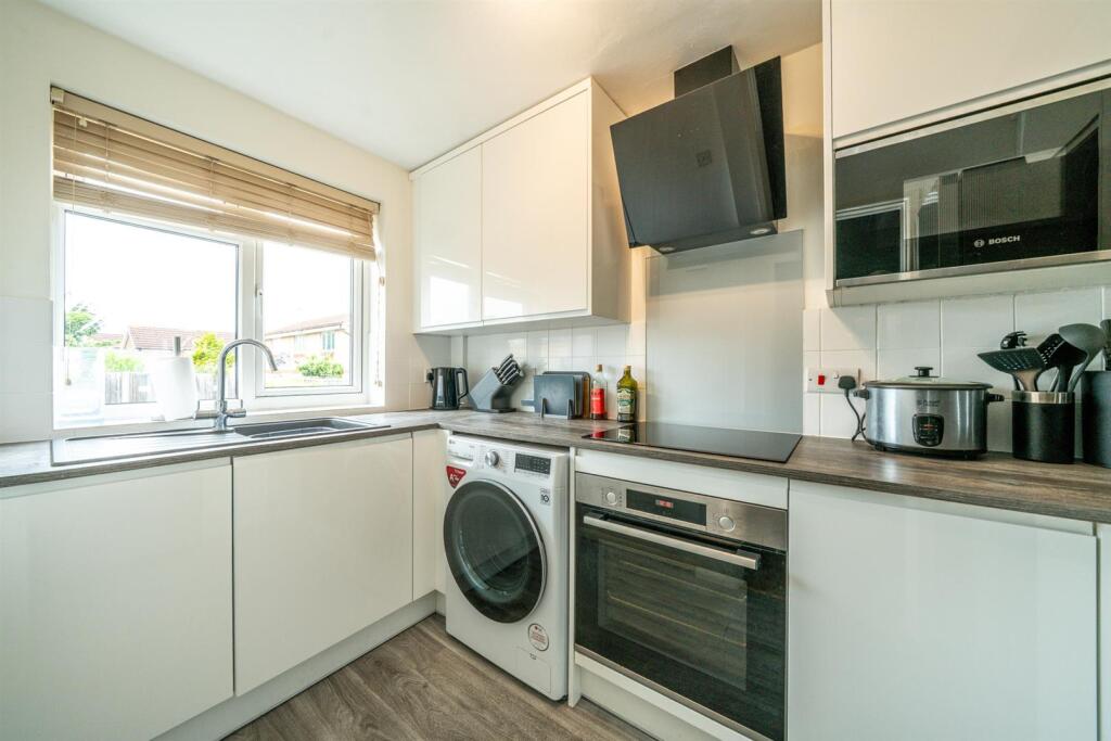 7-Carlsbury-Close-1003.jpg