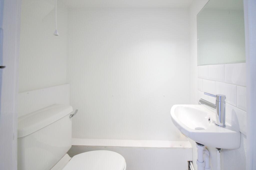 20181211-Toilet 2