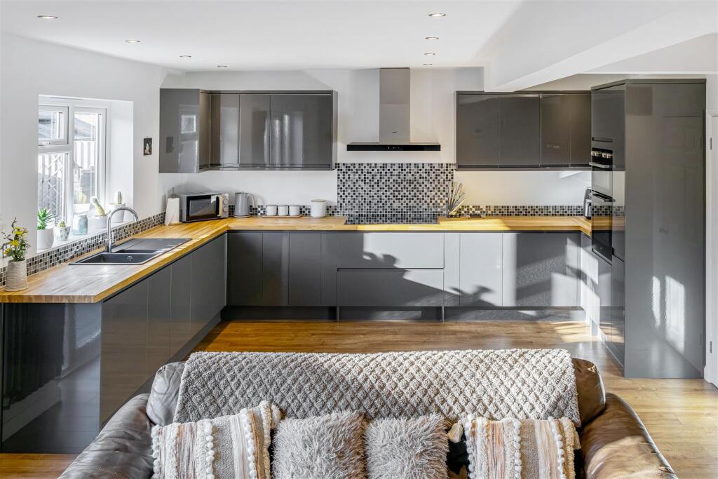 Foxgloves (Old Leake)-33.jpg