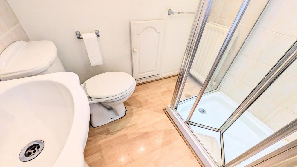 PXL_20251205_112252512.MP~2