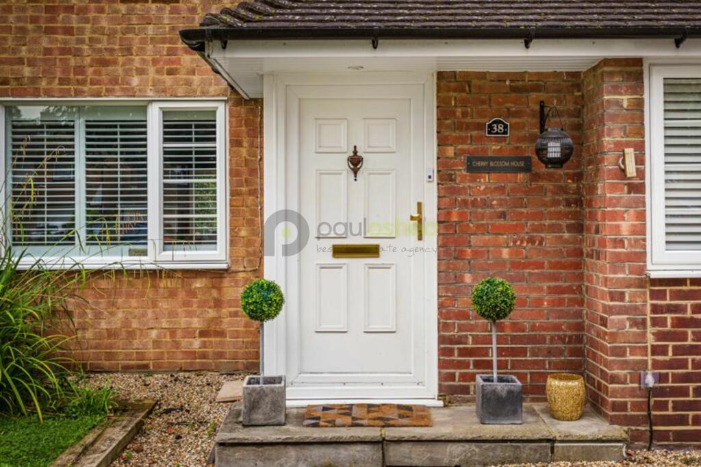 Cherry-Blossom-House-8