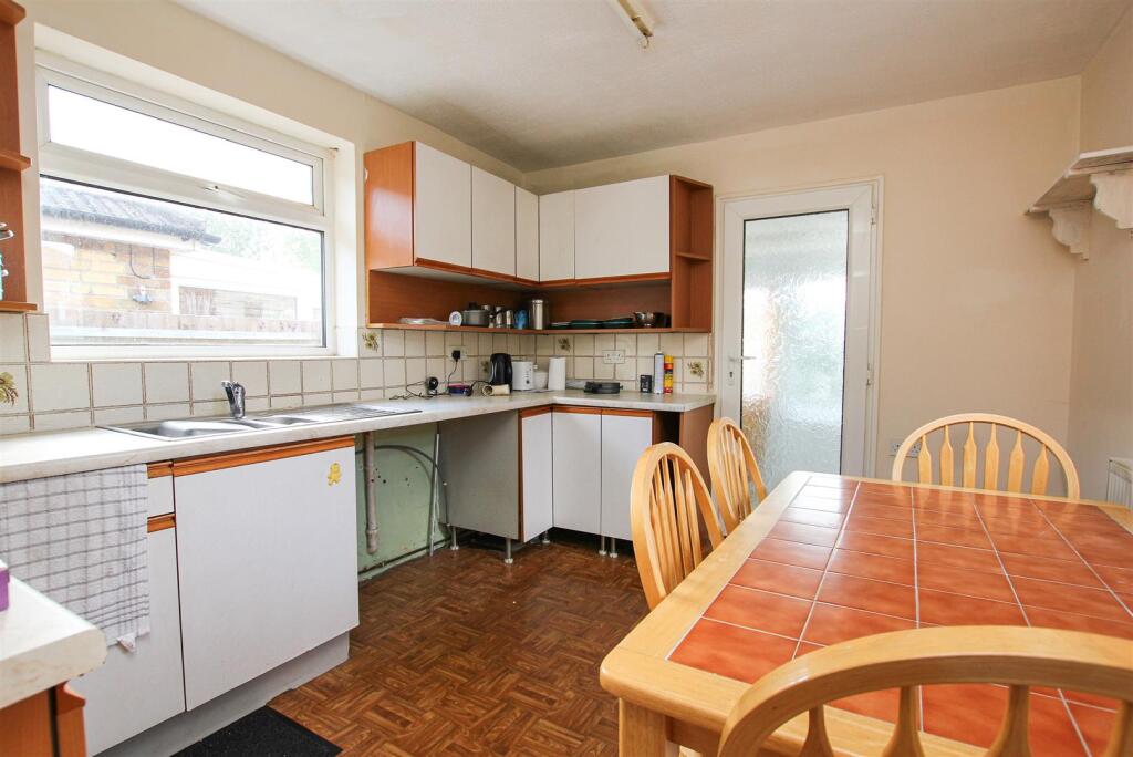 Kitchen/Dining Room
