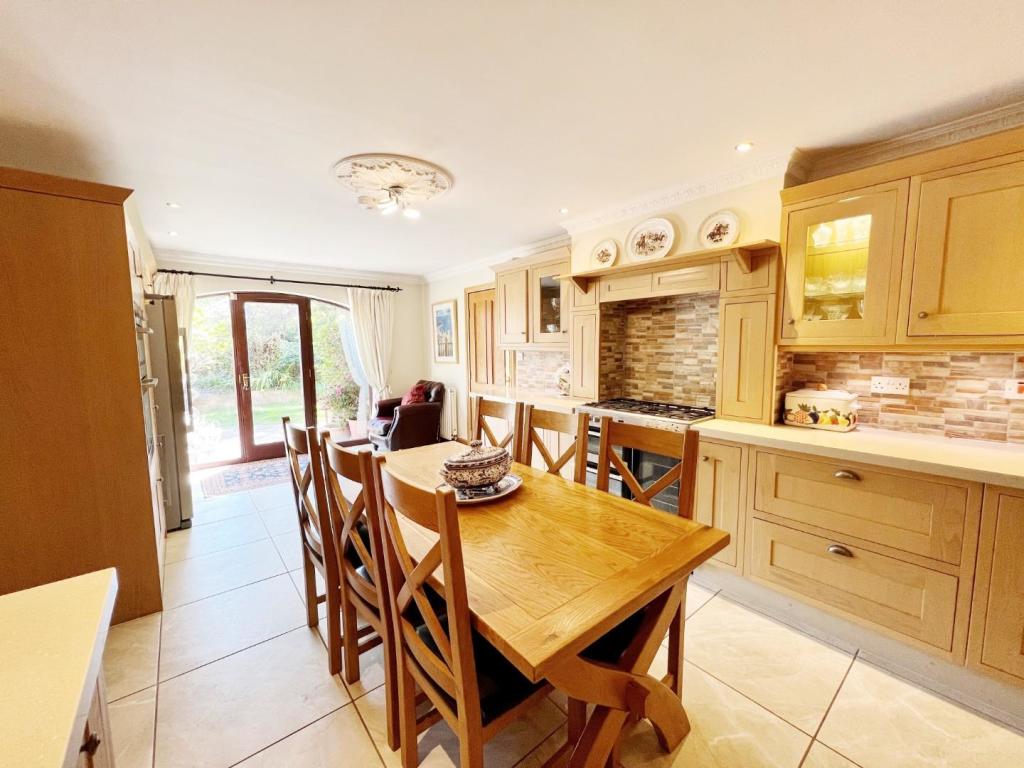 Kitchen 6.jpg
