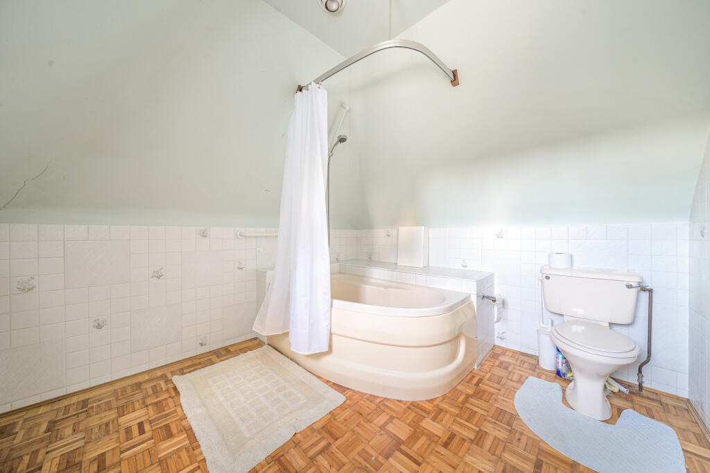 First Floor Bathroom