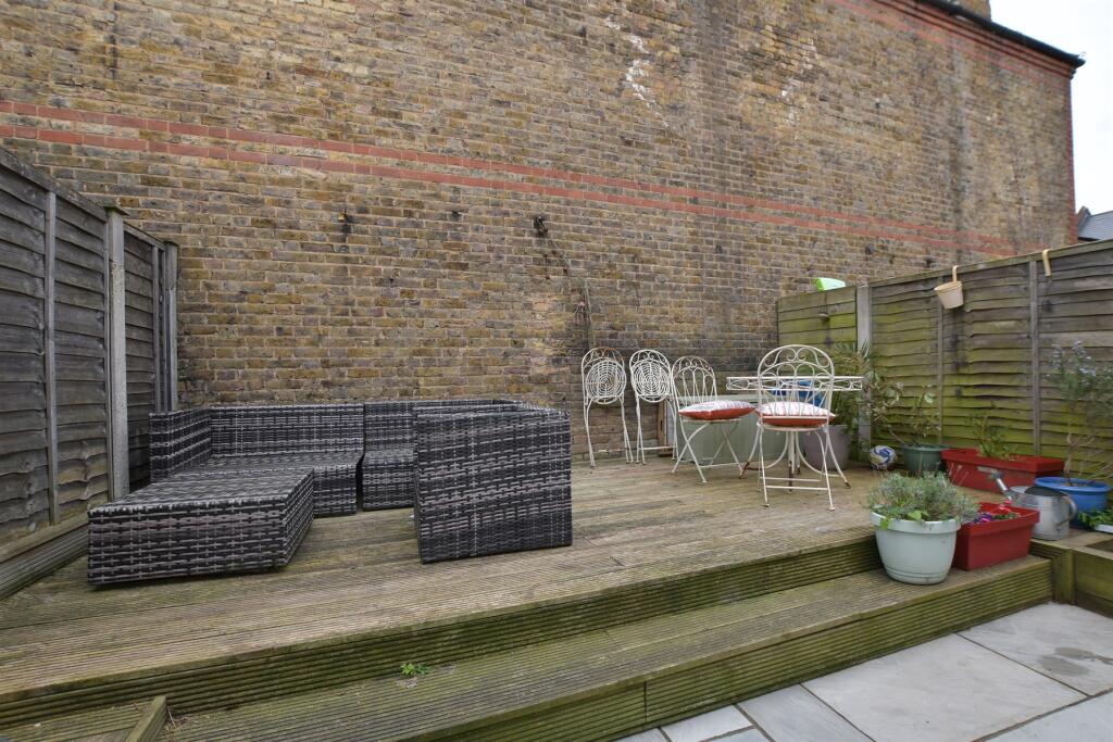 Patio / Decking