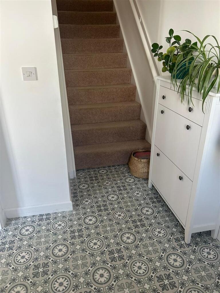 Hallway.jpg