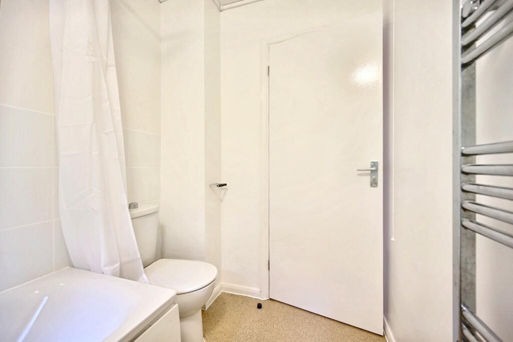 Flat 27, The Hill, Church Hill, Caterham, CR3 6SD