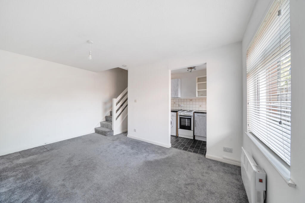 1317904-8-685ec34...