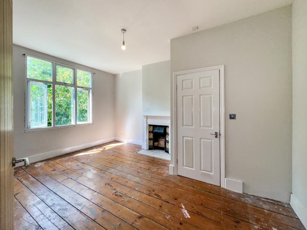 IMAGE 8 