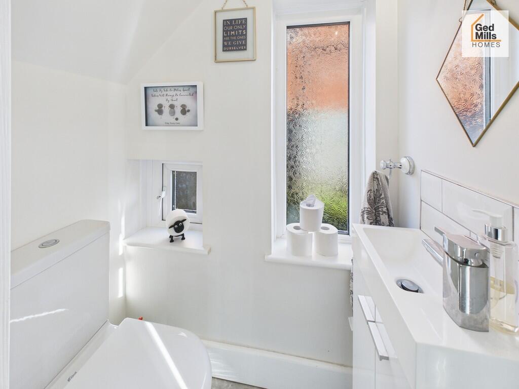 CAM04261G0-PR0118...