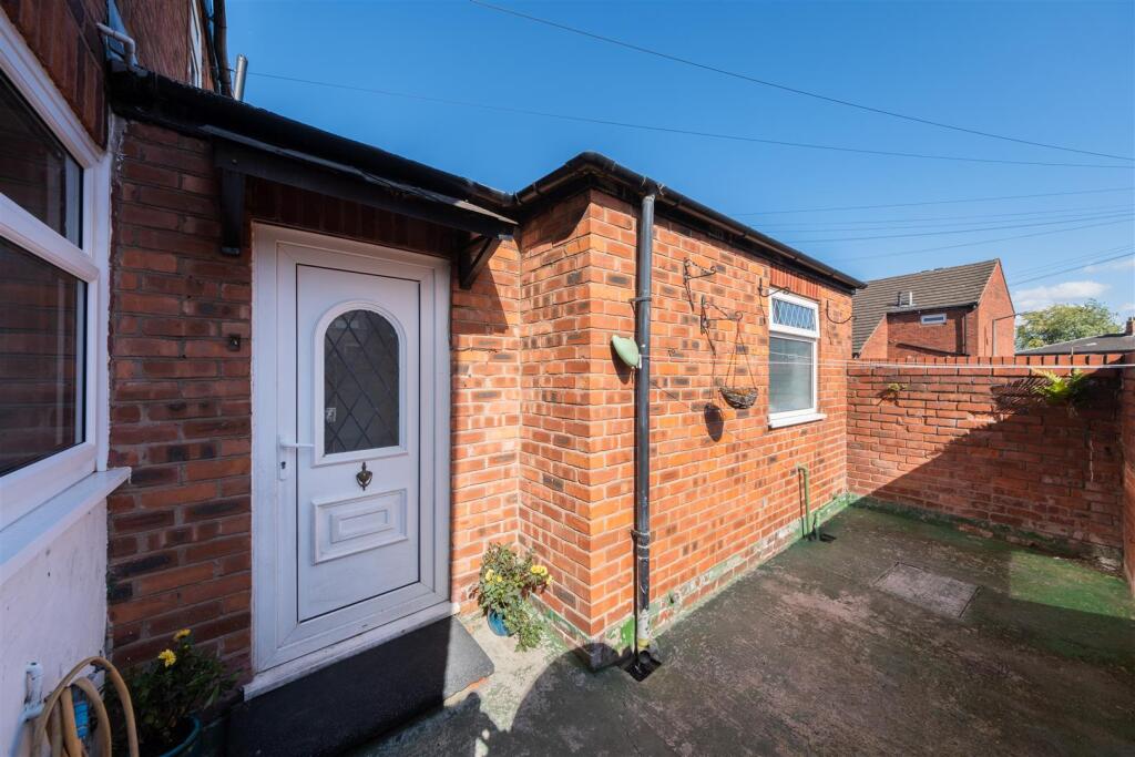 2 Burgess Place-019.jpg