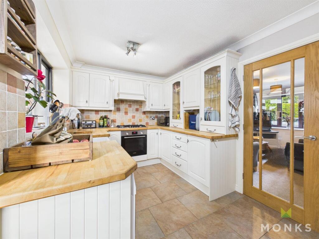 CAM01420G0-PR0614-STILL005 (2).jpg