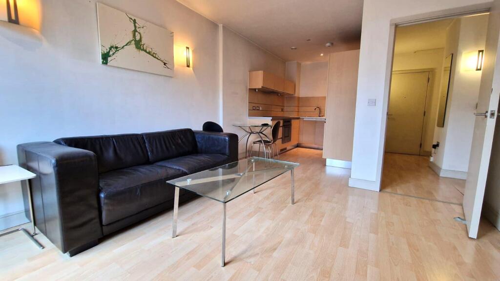 WhatsApp Image 2025-04-12 at 15.00.19 (1).jpeg