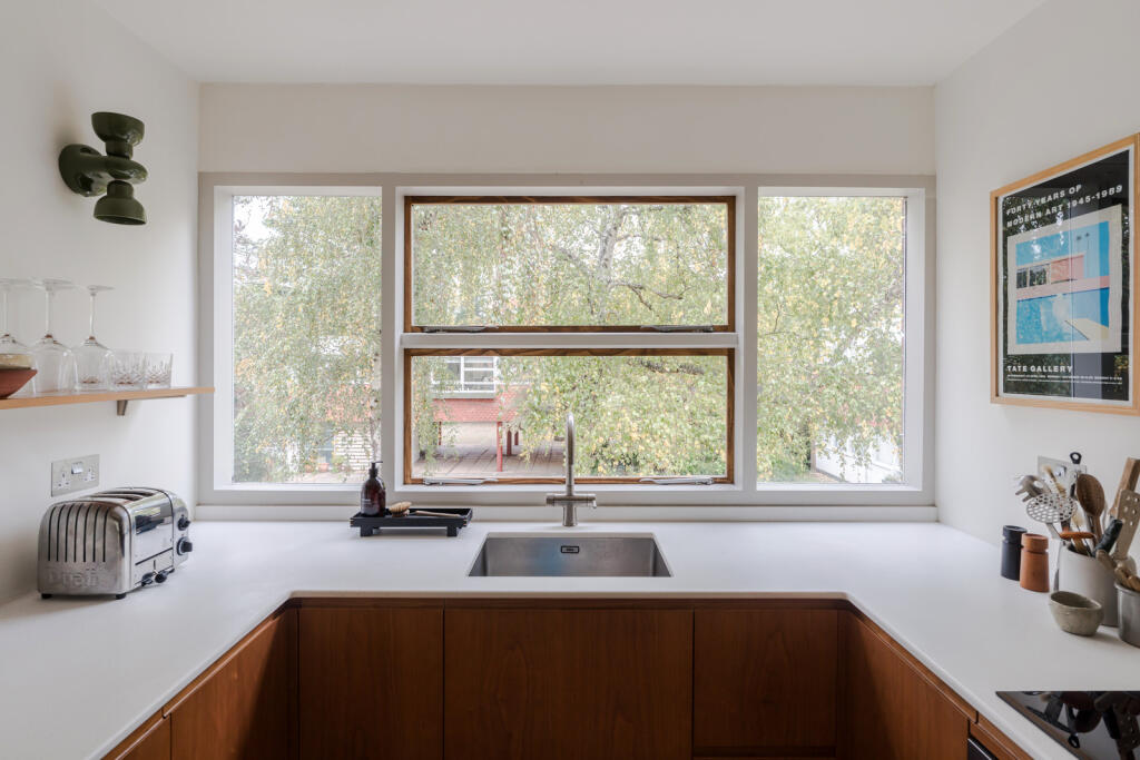 314701 - 9, Marlowe Court, Parkleys-42.jpeg