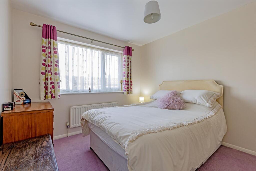 Bedroom 4-1.jpg