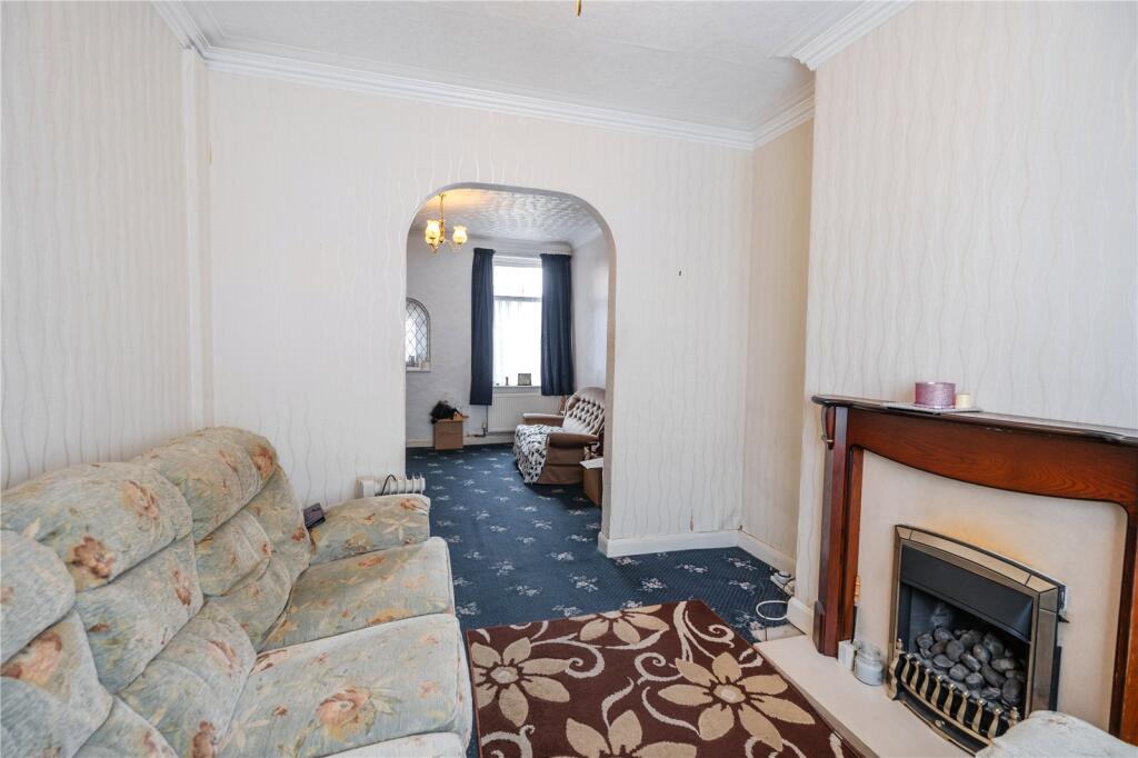 Living Room (2)