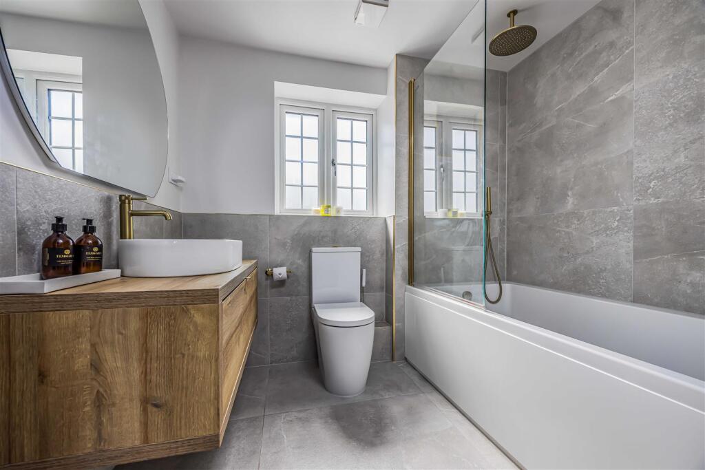 29 Edenbridge Road Southsea-Small-PorticoMarketing