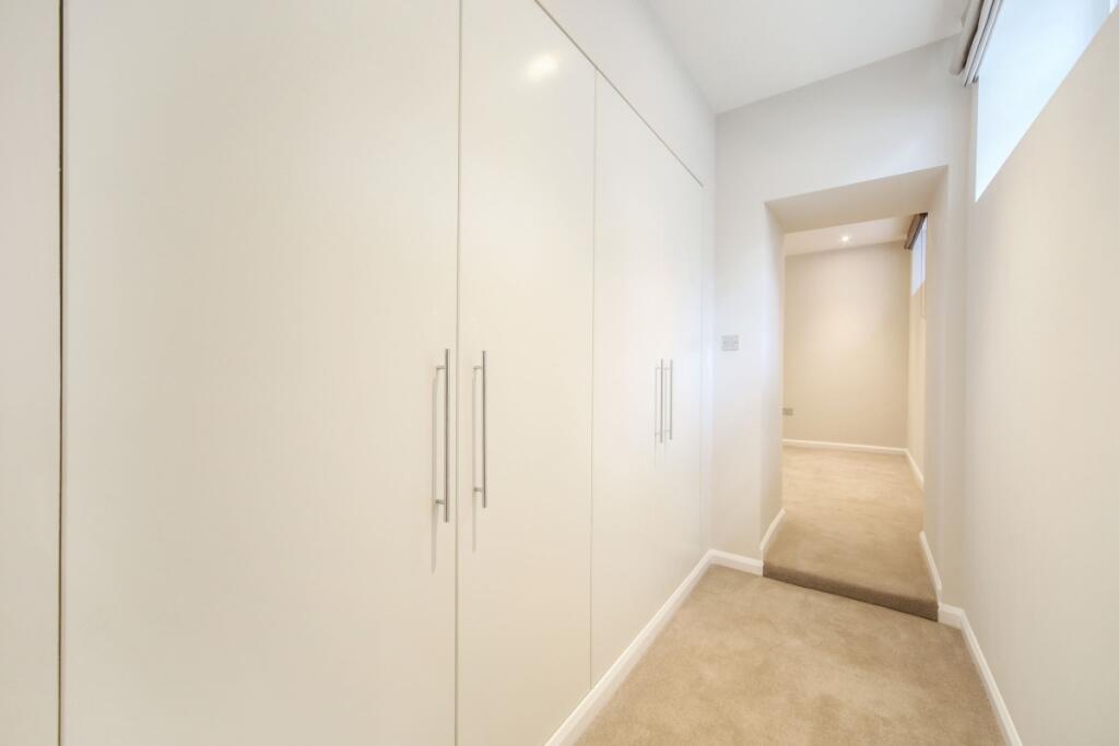 Ph3_976102_edited...