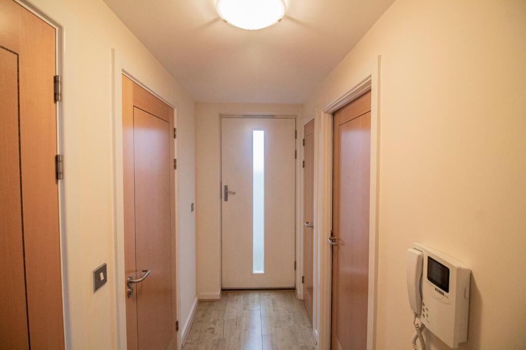 10 Ording House, Bury St. Edmunds [Entrance Hall] 
