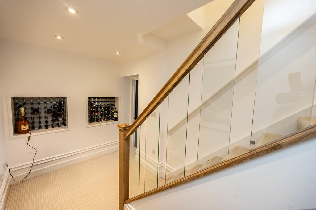 HWHBrdge-040325-1...